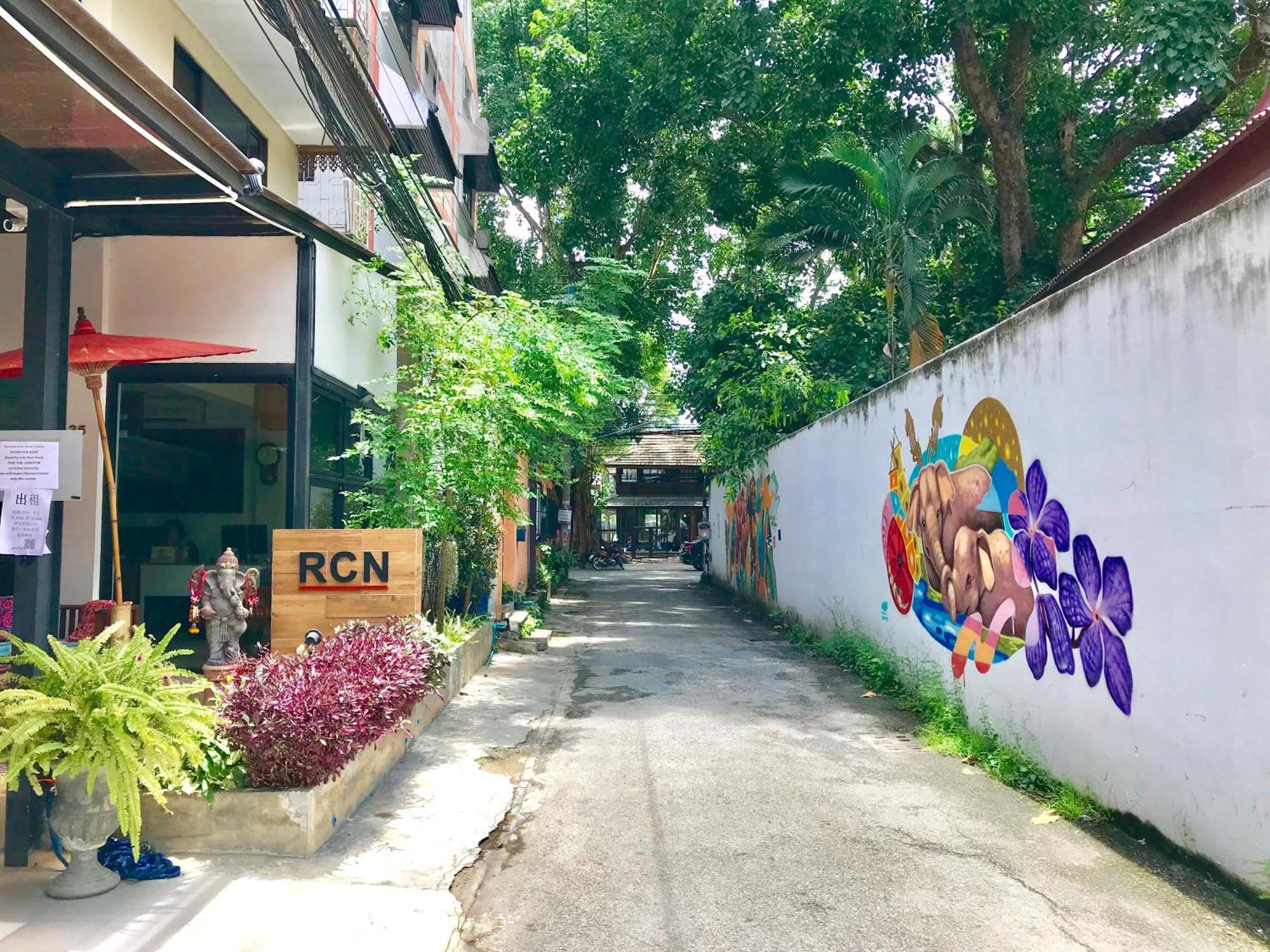 Rcn Court & Inn Chiang Mai Exterior foto